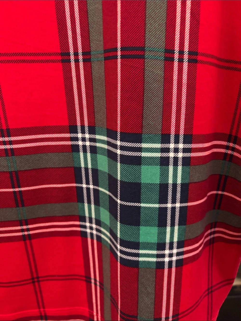“Merry” Red, green and white Plaid Holiday Top. Large